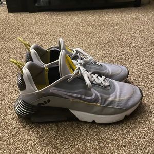 Nike AirMax 2090 men’s size 13 like new condition